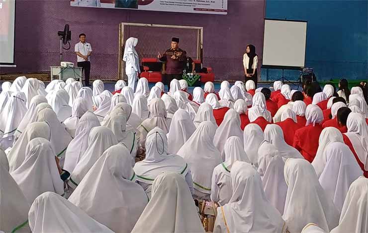 Bupati Kotim Beri Kuliah Umum di Universitas Muhammadiyah Sampit