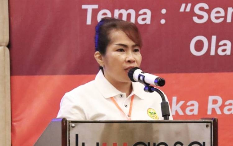 Ketua Panitia Lomba Senam Kreasi Piala Ibu Negara RI Tahun 2023 Provinsi Kalteng, Tutut Devita. (FOTO: ASEP)