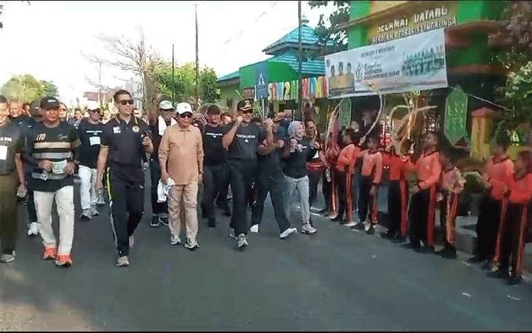 VIDEO: Lomba Lari Pangkalan Bun 10K Powered By Abdul Rasyid Foundation Berlangsung Meriah