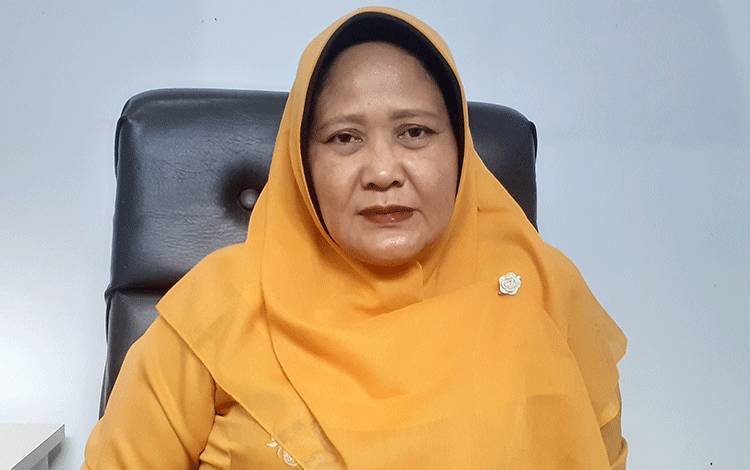 Kabid Perlindungan Anak DP3AP2KB Kabupaten Kobar, Mila Susilawati, Selasa 26 September 2023 (FOTO: NURITA)