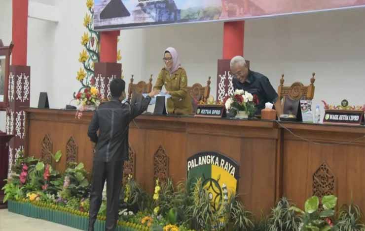 Pj Wali Kota Palangka Raya Tanggapi Pandangan Fraksi DPRD Atas 2 Hal Ini