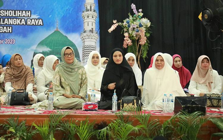 Ketua TP-PKK Kalteng: Maulid Momen Teladani Sifat Baik Nabi Muhammad SAW