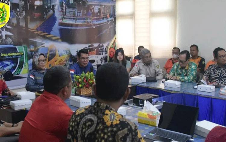 Pemko Palangka Raya Tetapkan Status Tanggap Darurat Karhutla