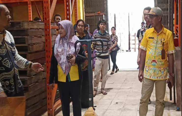 Pasokan Logistik Masuk Palangka Raya Masih Lancar Meski Kabut Asap