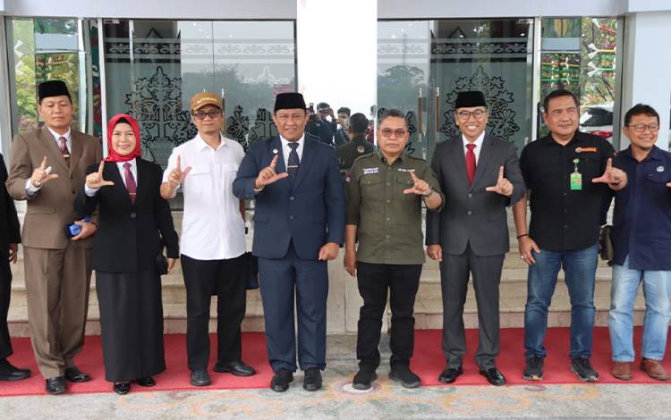 Wamen LHK Siap Bantu Sumur Bor Atasi Karhutla Kalteng  ?