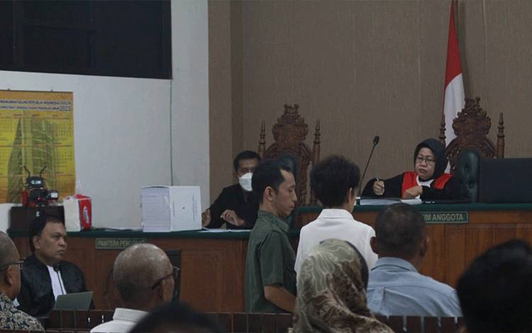 Saksi Ina Isabella Cabut BAP, ini kata Jaksa KPK di Sidang Mantan Bupati Kapuas dan Istri