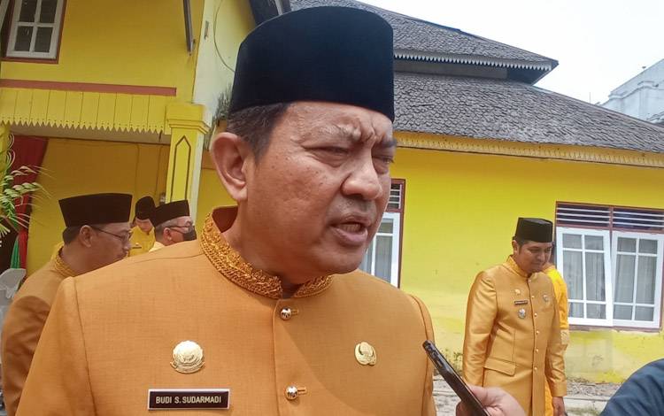 Pj. Bupati Kobar Budi Santosa