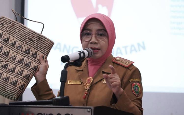 Aster Bonawaty: Perlu Komitmen Bersama Gunakan Produk Dalam Negeri