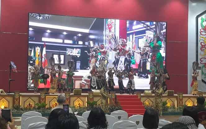 Majalah Pariwisata Interaktif Berbasis Digital Efisien Mempromosikan Kalteng