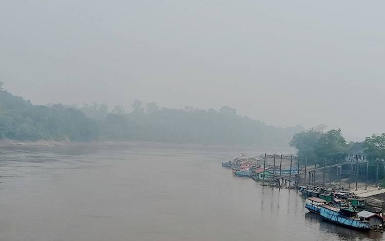 Disdik Barut Longgarkan Jam Belajar Dampak Kabut Asap