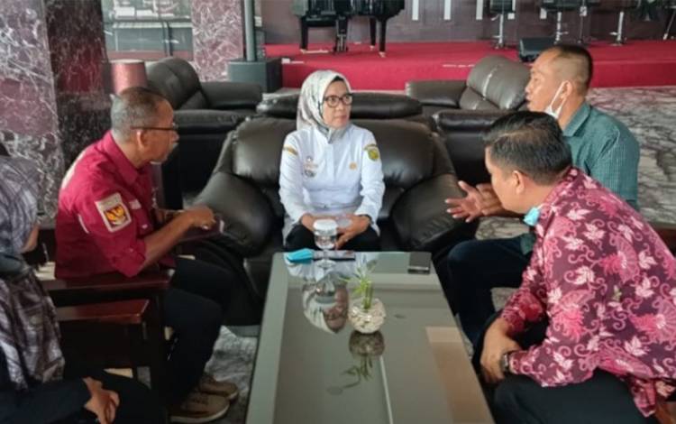Pj Wali Kota Palangka Raya Dukung Lembaga HCCM Berikan Sertifikat Halal UMKM