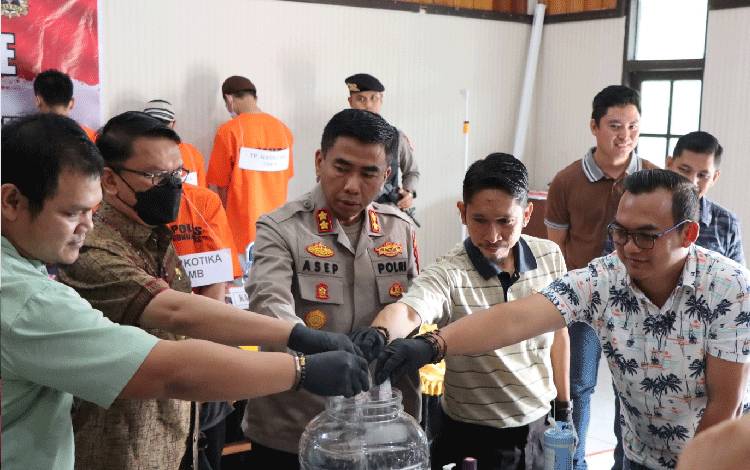 Polres Gunung Mas Musnahkan 113 Gram Lebih Sabu