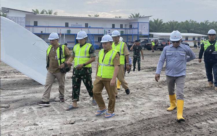 Gubernur Kalteng dan Pj Bupati Seruyan Tinjau Pembangunan RSUD Kalteng di Hanau