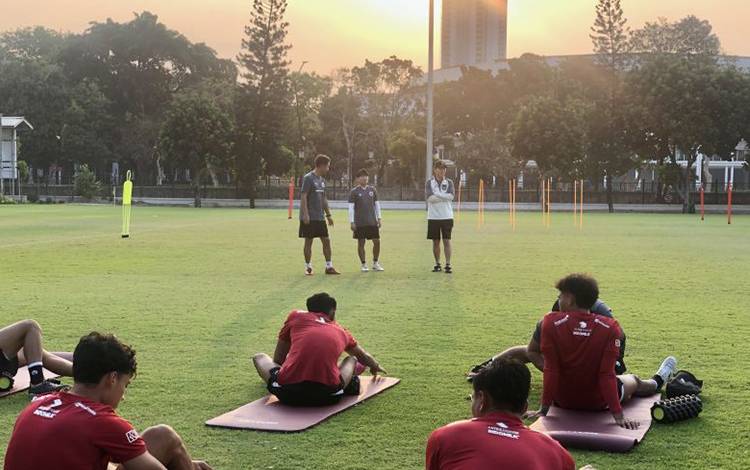 Timnas Indonesia Gelar Latihan Perdana Jelang Lawan Brunei Darussalam