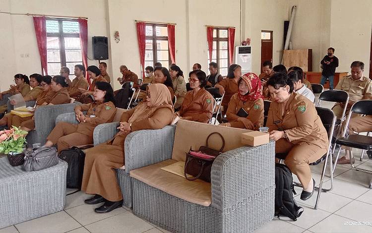 Dinas Pendidikan Barito Timur Rapat Evaluasi ANBK Jenjang SMP