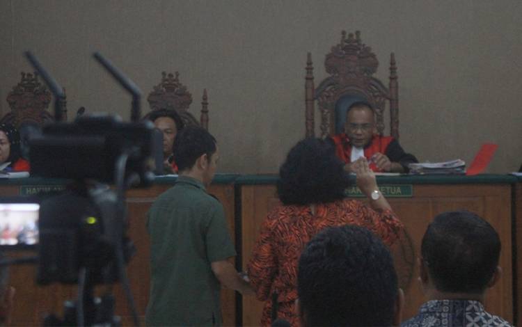 Ini keterangan Saksi Mantan Senior Manajer Umum PDAM di Sidang Terdakwa Ben Brahim dan Ari Egahni