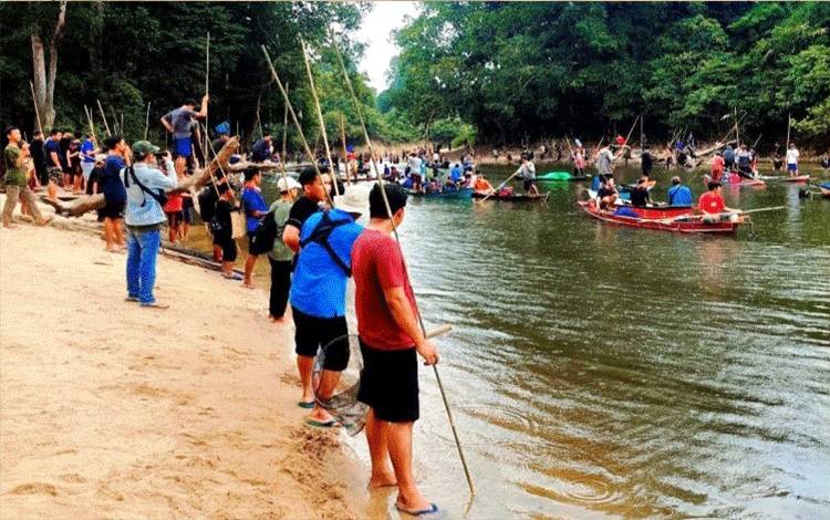 Minta Hujan, Warga Lamandau Gelar Ritual Nuba Baadat