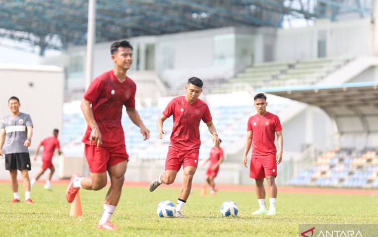 Timnas Berlatih Perdana di Brunei dengan Fokus Pemulihan Fisik