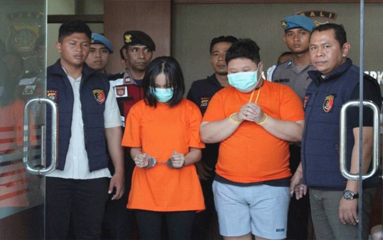 Polisi Ungkap Dua Wanita Asal Bogor Curi Uang di Bandara Ngurah Rai