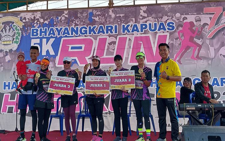 Bhayangkari Kapuas 5K Run Tumbuhkan Semangat Olahraga