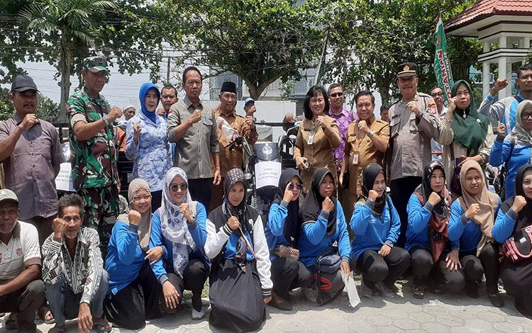 Kelompok Tani Kobar Menerima 71 Bantuan Alat dan Mesin Pertanian