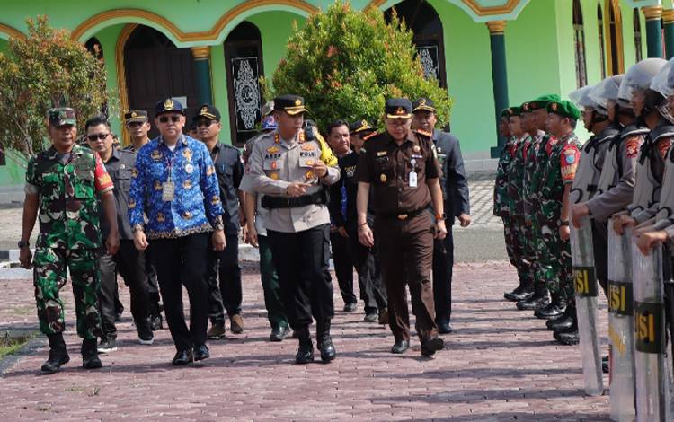 Ratusan Anggota Gabungan Diterjunkan dalam Operasi Mantap Brata 2023-2024 di Gunung Mas