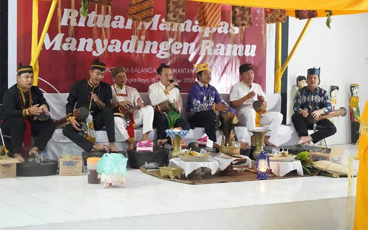Museum Balanga Gelar Ritual Mamapas Manyadingen Ramu