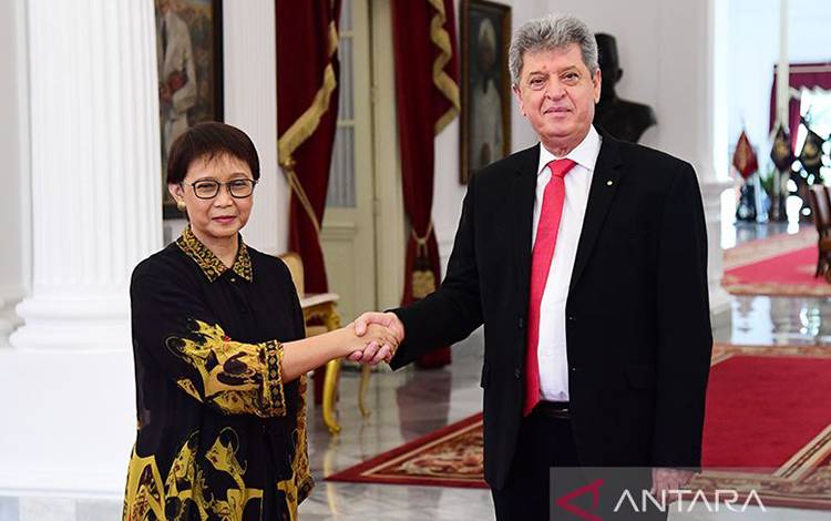 Menlu Retno: OKI Harus Desak Gencatan Senjata Israel-Palestina