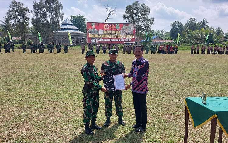 Program Kegiatan Tuntas, TMMD ke-118 Kodim 1011 Kuala Kapuas Resmi Ditutup