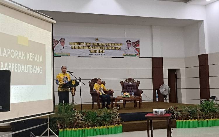 Pemkab Gunung Mas Gelar Rapat Sinergisitas Arah Kebijakan Perencanaan Pembangunan Tahun 2024