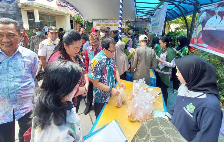 Pj Bupati Kapuas Harapkan Gerakan Pangan Murah Dapat Bantu Penuhi Kebutuhan Pokok Warga?