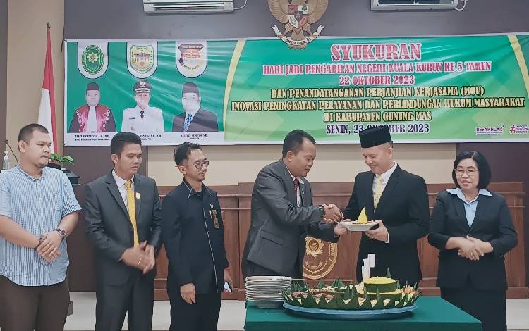 Bupati Gunung Mas Hadiri Syukuran Hari Jadi PN Kuala Kurun ke 5 Tahun