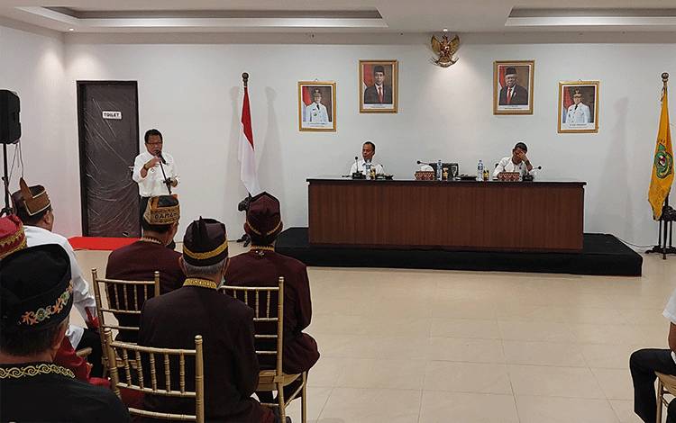 Pj Bupati Kapuas Pimpin Rakor Penguatan Lembaga Kedamangan?