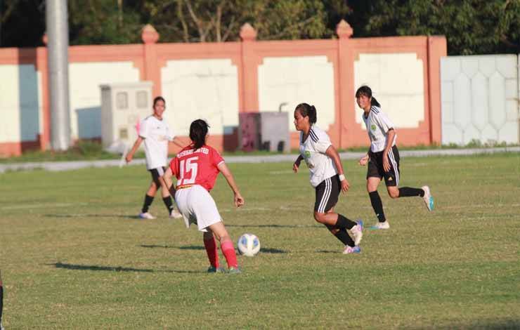 Laga Pra PON Sepak Bola Putri: Kaltim Menang 11-0 Melawan Kalsel?