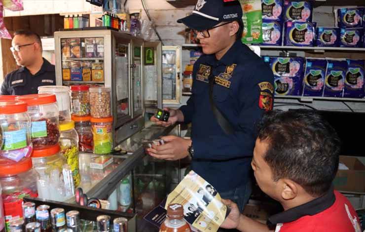 Sebagian Penjual Rokok Belum Paham Cukai Rokok