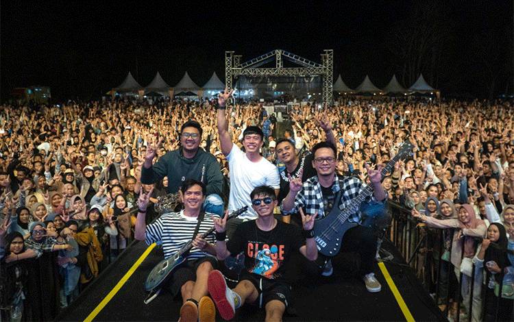 Respon Repvblik Band Melihat Antusiasme Penonton Pangkalan Bun di Pentastik 2023