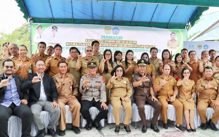 Pelatihan Kepemimpinan Merdeka Hati Diharapkan Meningkatkan Kualitas Pendidikan di Gunung Mas