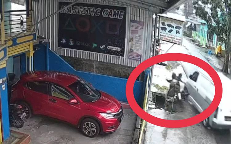 Pengendara Motor Ditabrak Mobil di Sampit Diduga Masalah Asmara