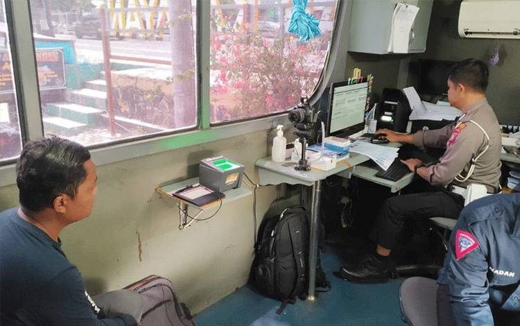 Polresta Palangka Raya Meningkatkan Pelayanan dengan Bus SIM Keliling ?
