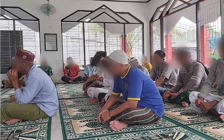 Warga Binaan Rutan Tamiang Layang yang Muslim Ikut Tausiah Rutin