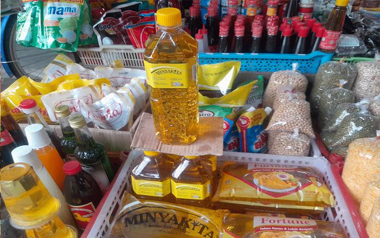 Harga Terjangkau, MinyaKita Diminati Ibu-Ibu