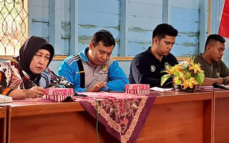 Ketua DPRD Barito Utara Serap Aspirasi Warga di Desa Pendreh