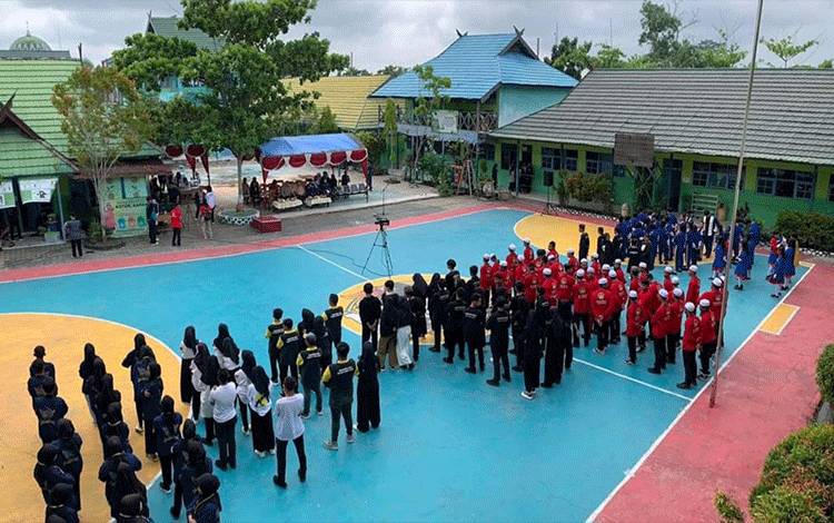 Kepala Kemenag Kapuas Apresiasi Kompetisi Marching Band Digelar MAN