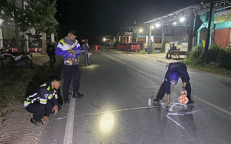 Anak Usia 5 Tahun di Desa Rodok Barito Timur Tewas Tertabrak Isuzu Elf