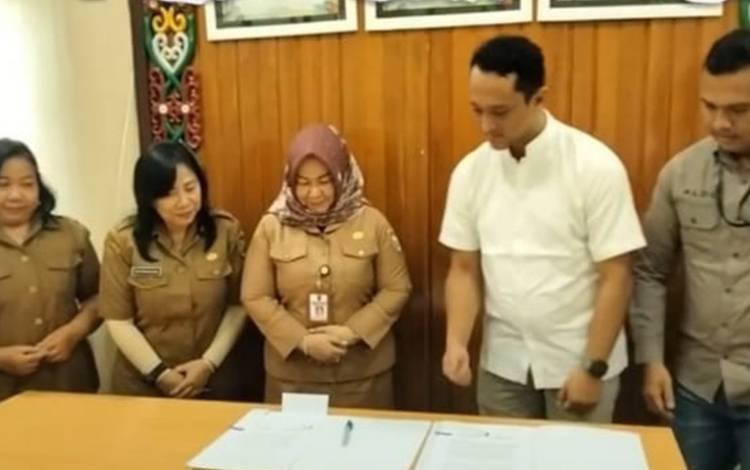 Pemko dan Angkasa Pura II Sepakat Pasang TIC di Bandara Tjilik Riwut