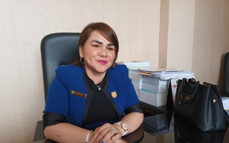 DPRD Gunung Mas Sambut Baik SMA Katolik Kunjungi Museum Mini Mengenal Budaya Tradisional