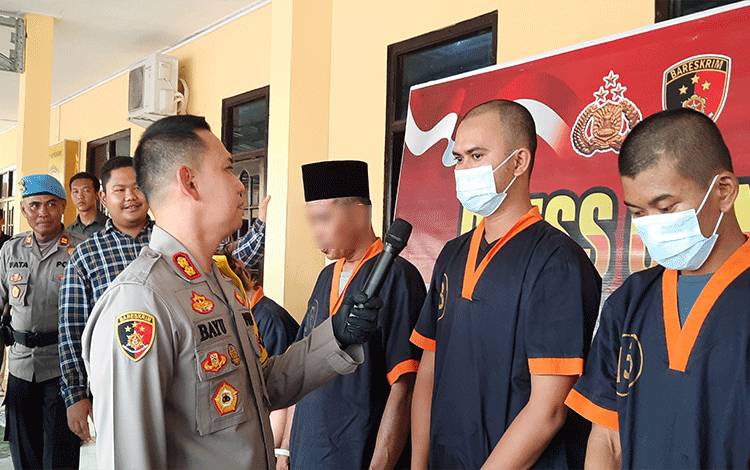 Polres Kobar Tangkap Pelaku Judi Online Togel