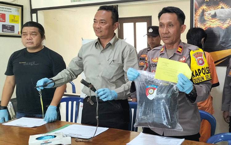 Begini Kronologi Perkelahian Depan DPRD Barito Selatan