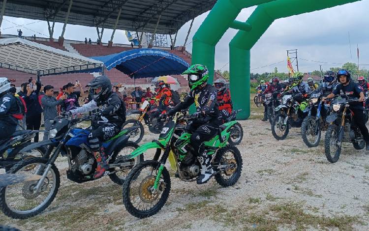 Ratusan Rider Ikuti Trail Adventure Jelajah Alam Tambun Bungai di Gunung Mas
