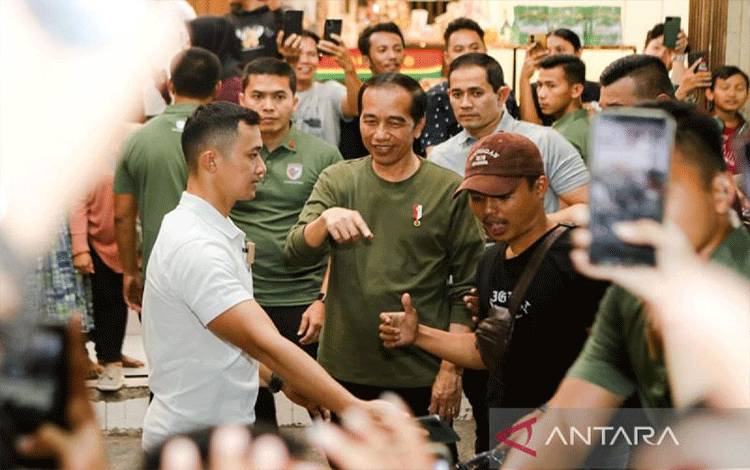 Survei: Publik Nilai Presiden Jokowi Tidak Khianati PDIP